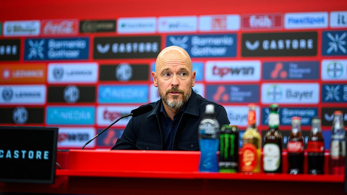 Erik ten Hag is Leverkusen's new coach