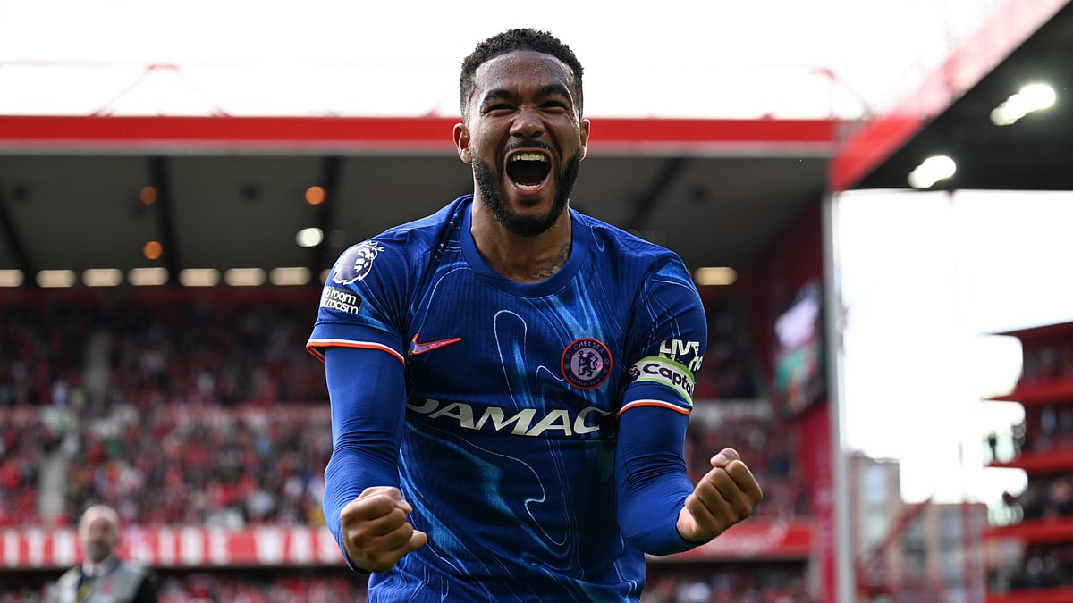 File : Chelsea captain Reece James celebrates Sunday's win over Nottingham Forest.