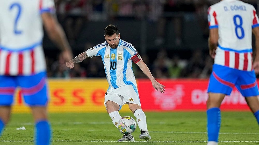 | Photo: AP/Jorge Saenz : FIFA World Cup 2026 Qualifiers: Argentina's Lionel Messi controls the ball against Paraguay
