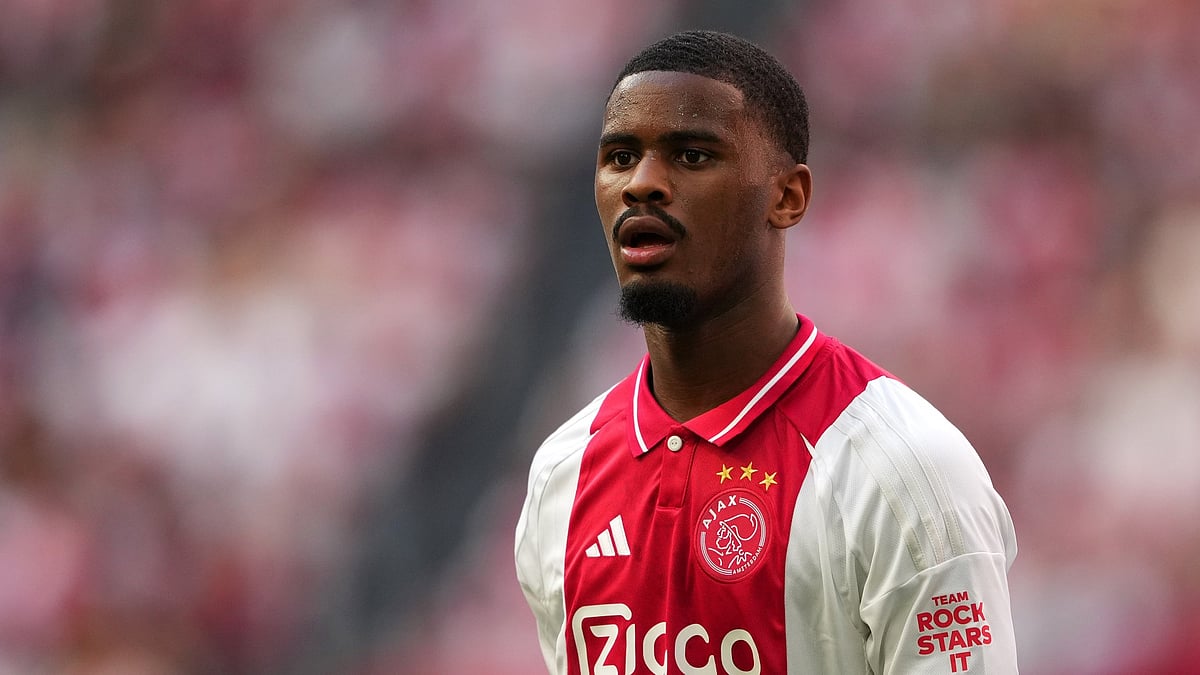 Jorrel Hato is the third-youngest player to debut for Ajax in the Dutch league (16 years, 335 days) behind Ryan Gravenberch and Clarence Seedorf.