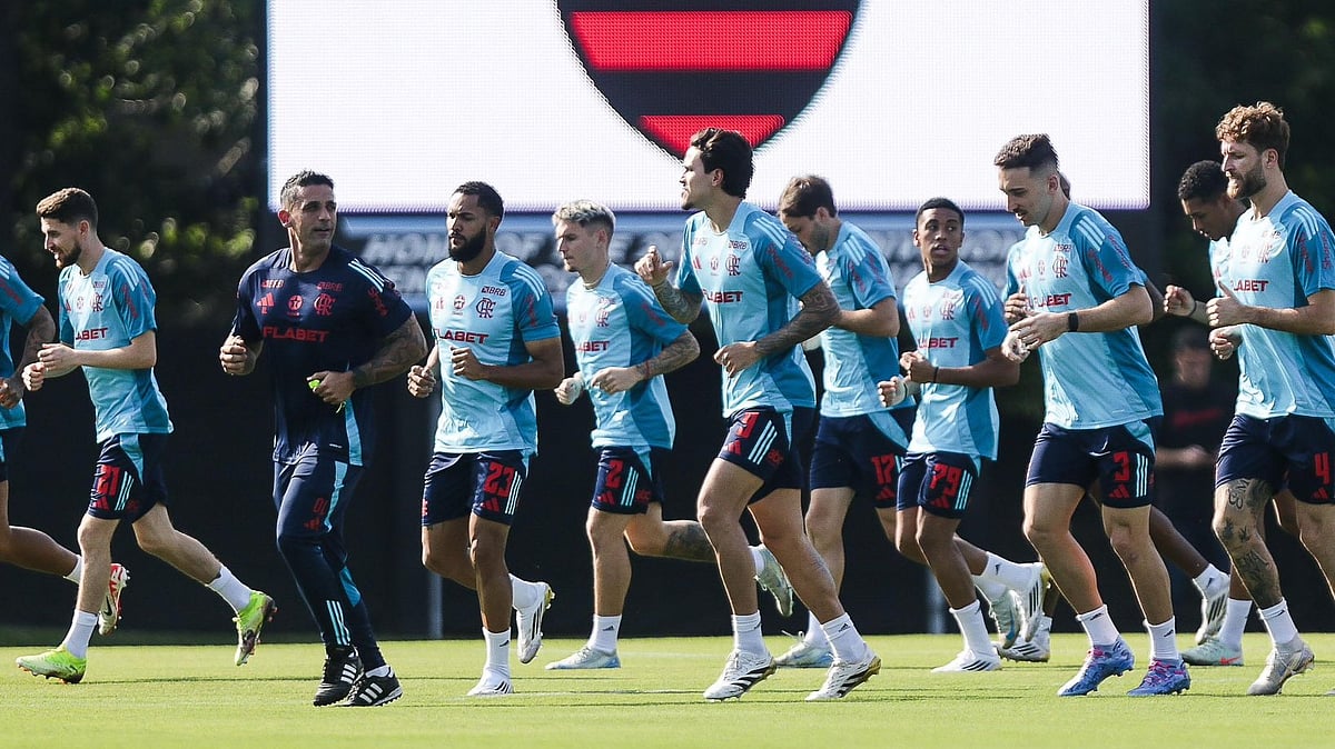 X/Flamengo : Flamengo players train ahead of their FIFA Club World Cup 2025 opener against ES Tunis.