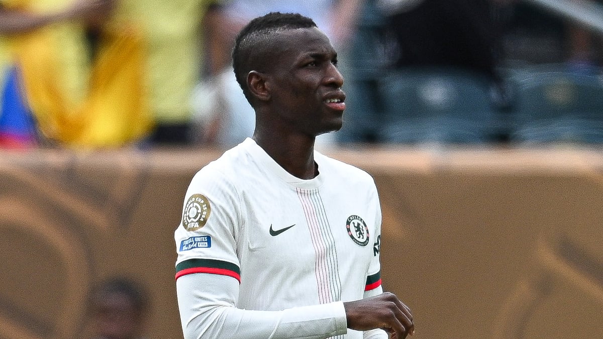 File : Chelsea's Nicolas Jackson was sent off against Flamengo.