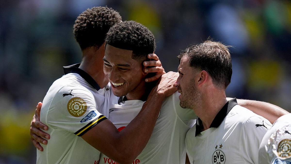 Jobe Bellingham celebrates his first Dortmund goal