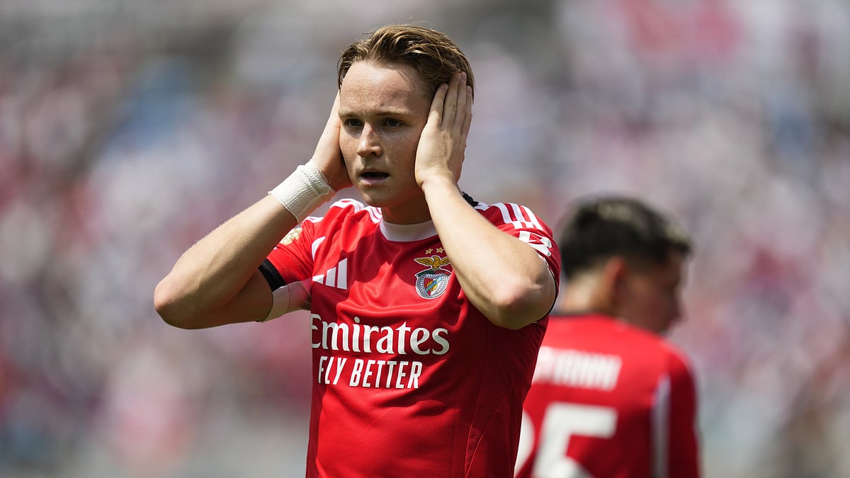 Andreas Schjelderup celebrates his goal against Bayern Munich
