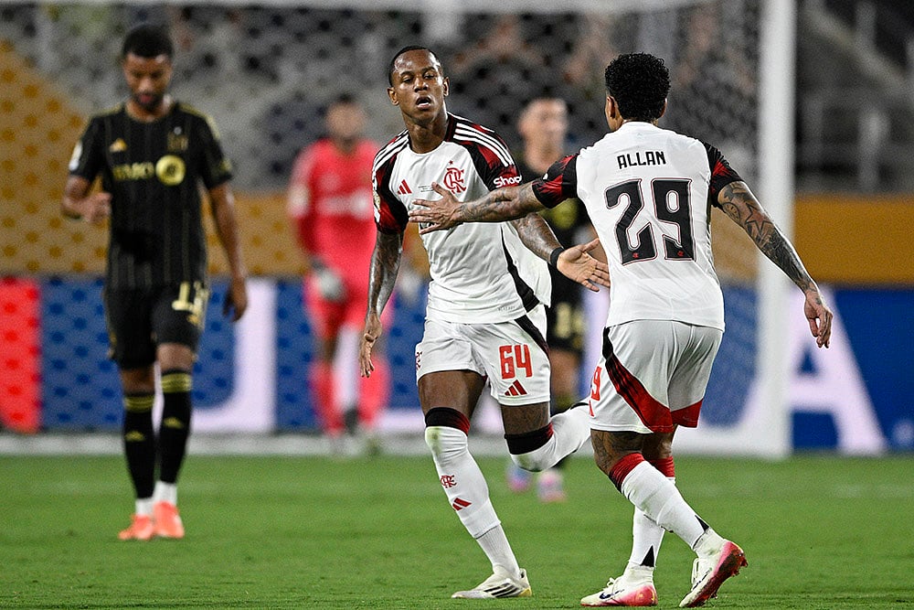 | Photo: AP/Phelan Ebenhack : FIFA Club World Cup 2025: Los Angeles FC vs Flamengo