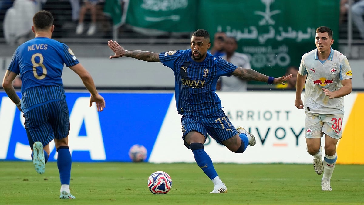 | Photo: AP/Julia Demaree Nikhinson : Al-Hilal vs Pachuca, FIFA Club World Cup 2025: Malcom and Ruben Neves in action during the Club World Cup Group H soccer match between Salzburg and Al Hilal in Washington, Sunday, June 22, 2025. 