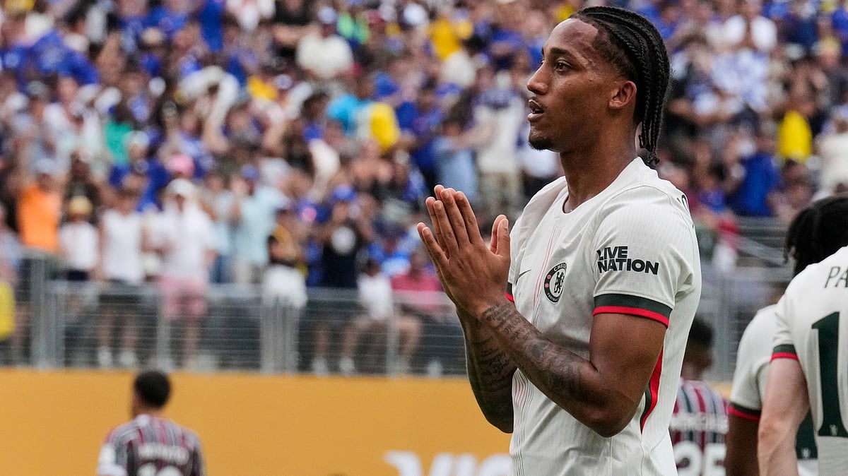 | Photo: AP/Seth Wenig : Fluminense vs Chelsea, FIFA Club World Cup 2025: Chelsea's Joao Pedro celebrates after scoring his side's opening goal during the Club World Cup semifinal soccer match between Fluminense and Chelsea in East Rutherford, N.J., Tuesday, July 8, 2025.