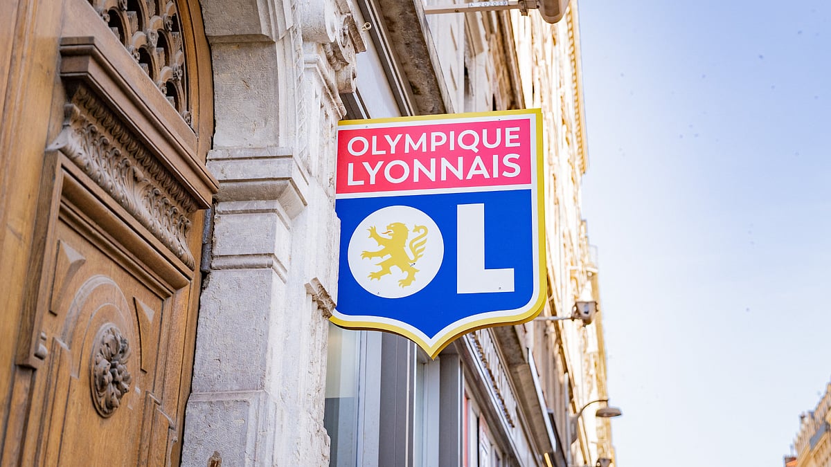 File : File photo of the Lyon badge.