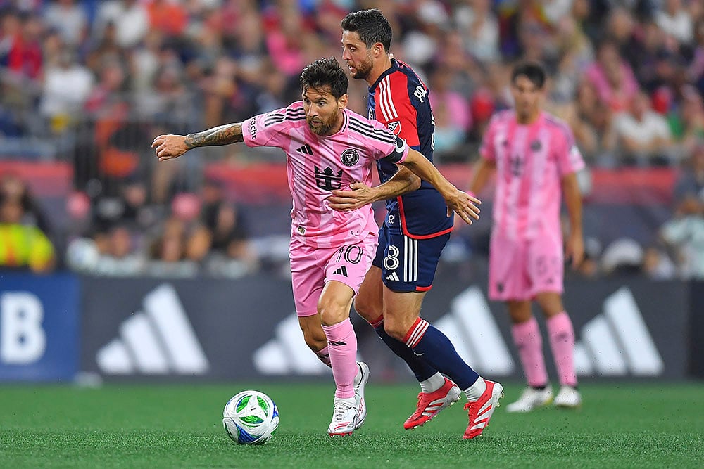 | Photo: AP/Steven Senne : MLS 2025: Inter Miami vs New England Revolution