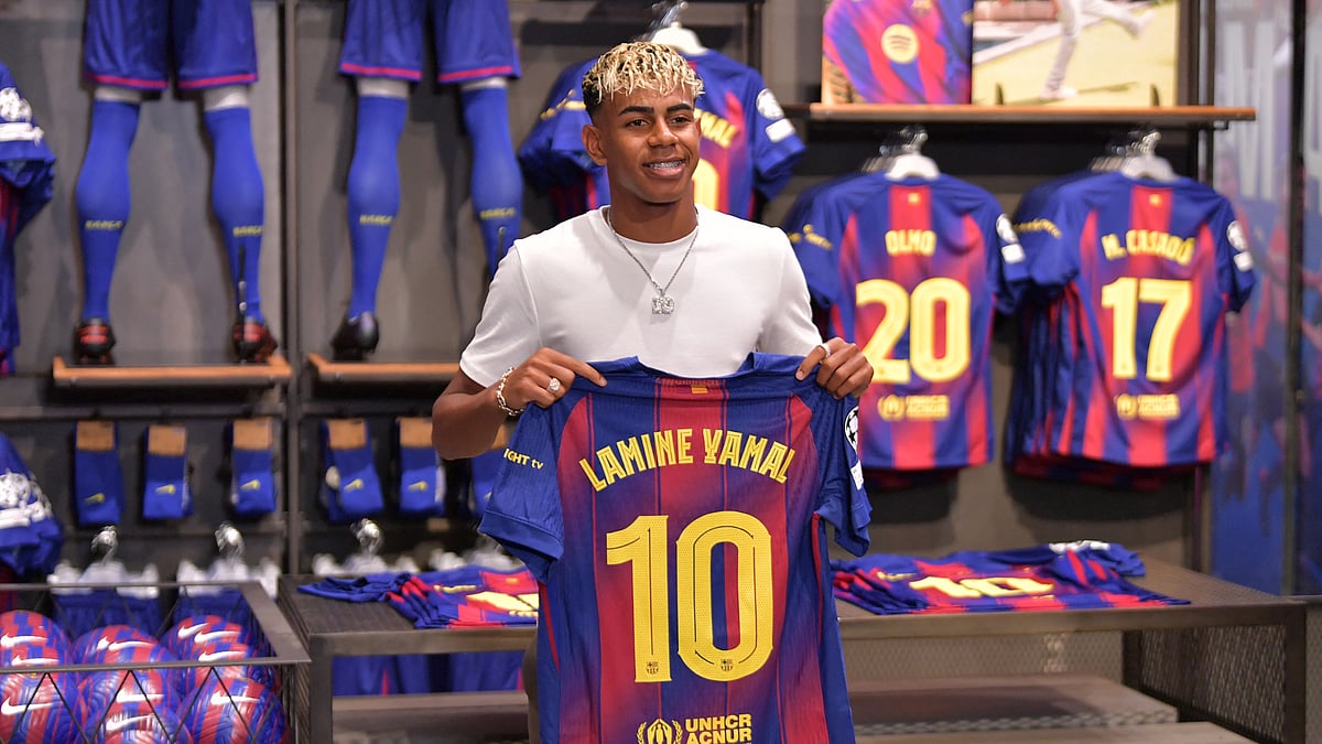 Lamine Yamal is Barcelona's new number 10