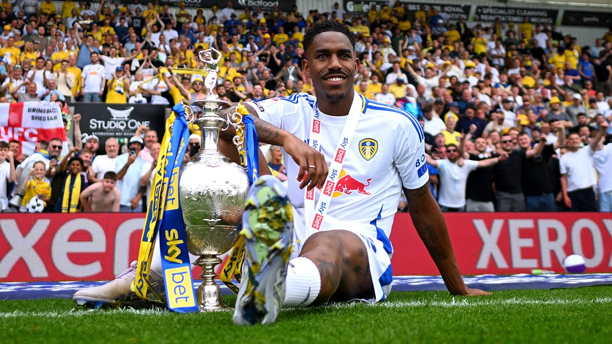 Junior Firpo returns to Real Betis