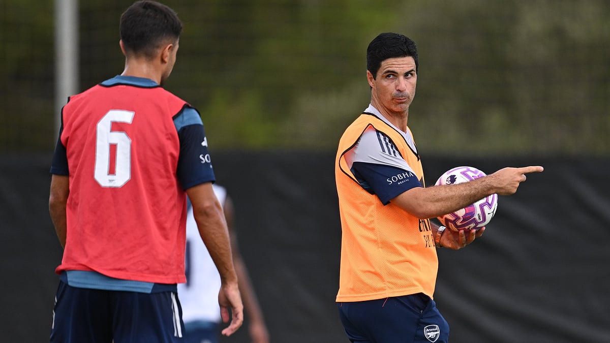 | Photo: X/Arsenal : Arsenal manager Mikel Arteta in training ahead of the pre-season friendly match against AC Milan.