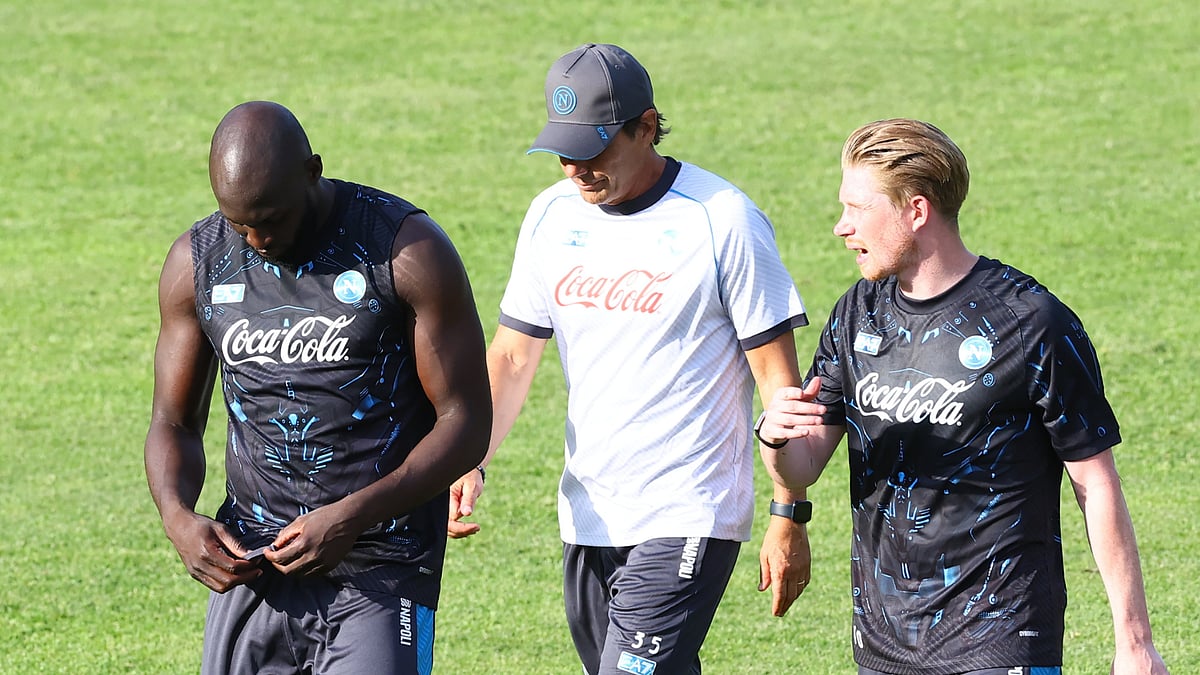 Napoli's Romelu Lukaku, Kevin De Bruyne and Antonio Conte