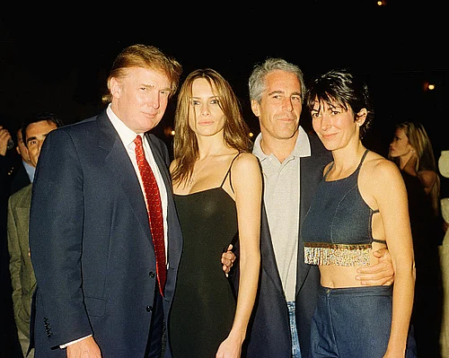 (Photo by Davidoff Studios/Getty Images) : From left, American real estate developer Donald Trump and his girlfriend (and future wife), former model Melania Knauss, financier (and future convicted sex offender) Jeffrey Epstein, and British socialite Ghislaine Maxwell pose together at the Mar-a-Lago club, Palm Beach, Florida, February 12, 2000.