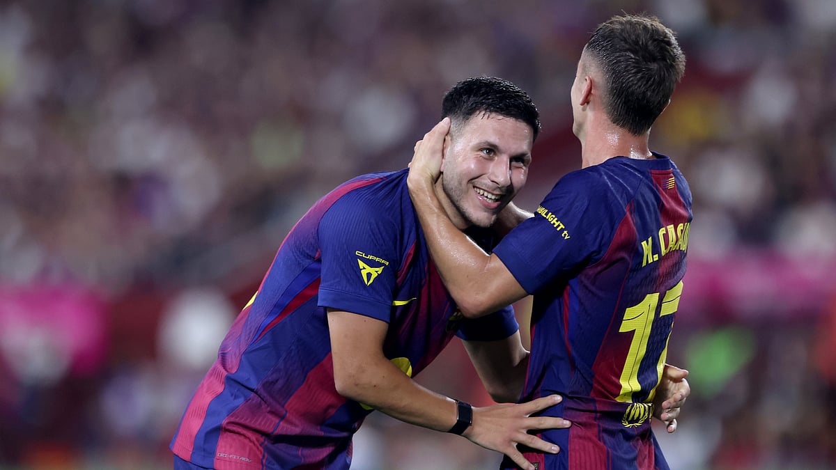 Roony Bardghji (L) had a debut to remember for Barcelona