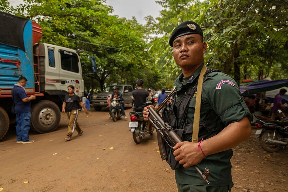 | Photo: AP/Anton L. Delgado : Cambodia–Thailand Clashes
