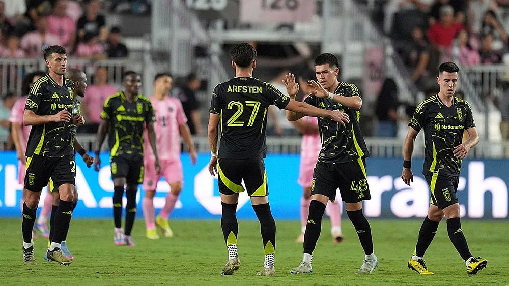 | Photo: AP/Rebecca Blackwell : MLS: Inter Miami in action against Columbus Crew.