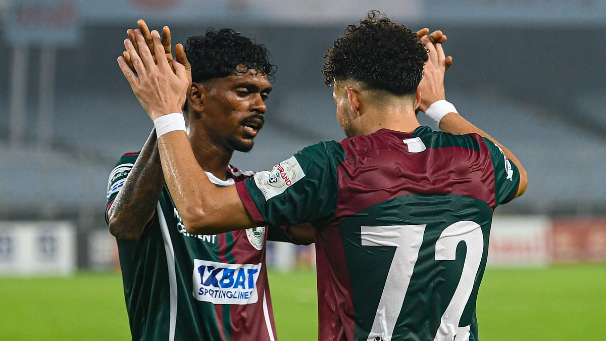 | Photo: Durand Cup : Mohun Bagan vs Mohammedan SC, Durand Cup 2025: Liston Colaco celebrates with Suhail Ahmad Bhat after the latter scored in the Group B fixture against Mohammedan Sporting.