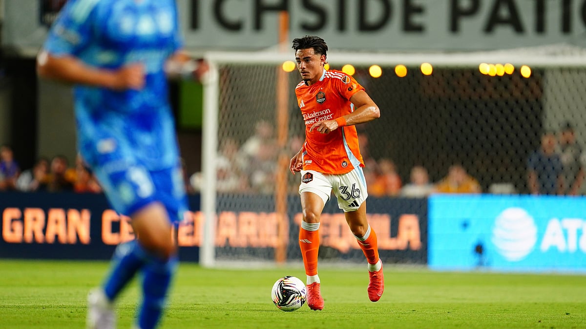 | Photo: X/HoustonDynamo : Tigres UANL vs Houston Dynamo, Leagues Cup 2025: Felipe Andrade in action for Houston Dynamo.