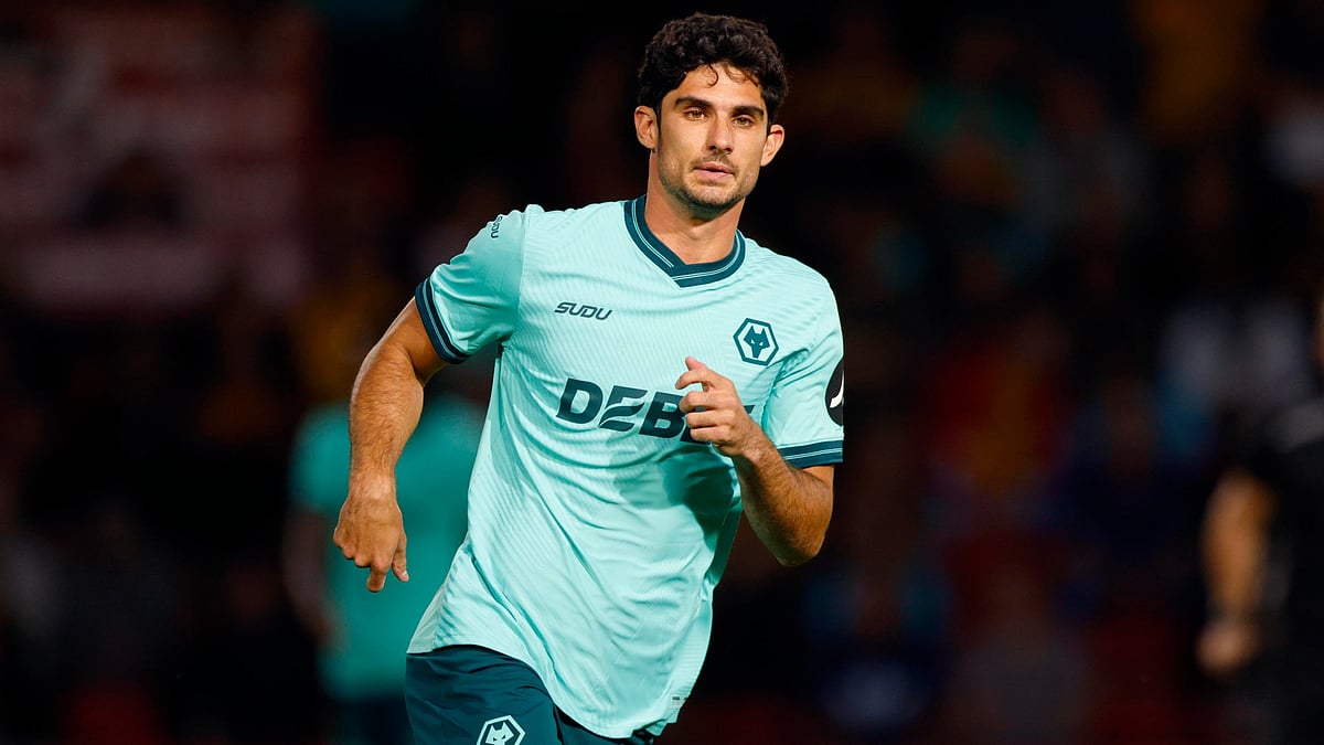 Goncalo Guedes joins Real Sociedad.