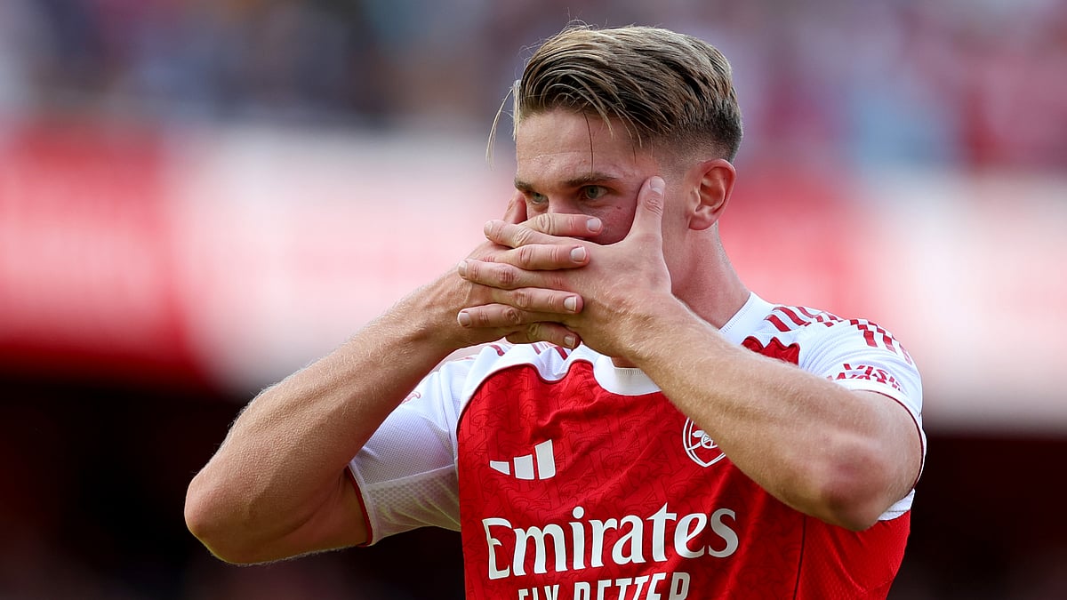 Viktor Gyokeres celebrates his first Arsenal goal
