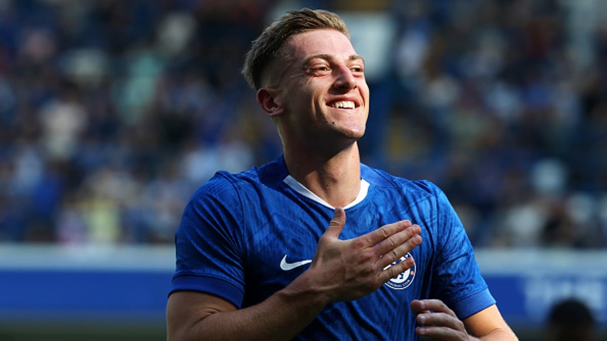 Liam Delap scores a brace for Chelsea