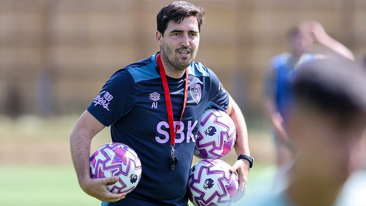 File : File photo of Andoni Iraola as Bournemouth manager.