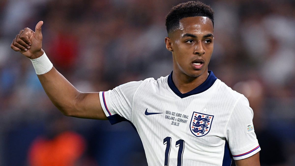 Omari Hutchinson joins Nottingham Forest