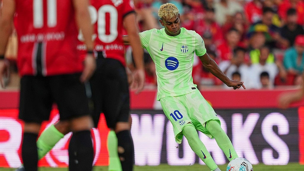 AP : Barcelona's Lamine Yamal shoots during the La Liga soccer match between Mallorca and Barcelona in Mallorca, Spain, Saturday, Aug. 16, 2025