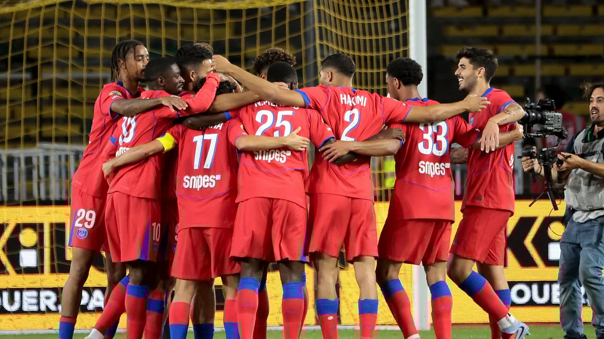 Paris Saint-Germain celebrate their winner against Nantes.
