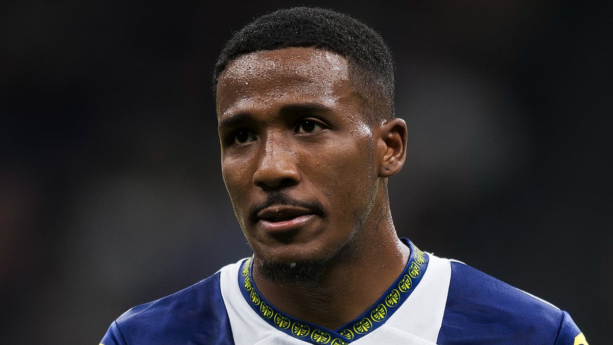 Jackson Tchatchoua joined Wolves from Hellas Verona