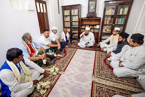 | Photo: @INCIndia/X via PTI  : The 32-page document, titled “Bihar Ka Tejashwi Pran” (Tejashwi’s Resolve), was unveiled at a crowded press conference in Patna by Rashtriya Janata Dal (RJD) leader Tejashwi Yadav, joined by leaders of the Congress, CPI(ML) Liberation, and other alliance partners.