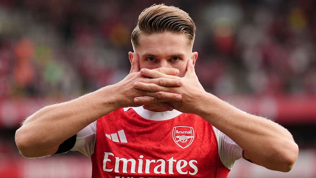 AP : Arsenal Vs Leeds United, EPL: Viktor Gyokeres celebrates after scoring Gunners' third goal at the Emirates Stadium.