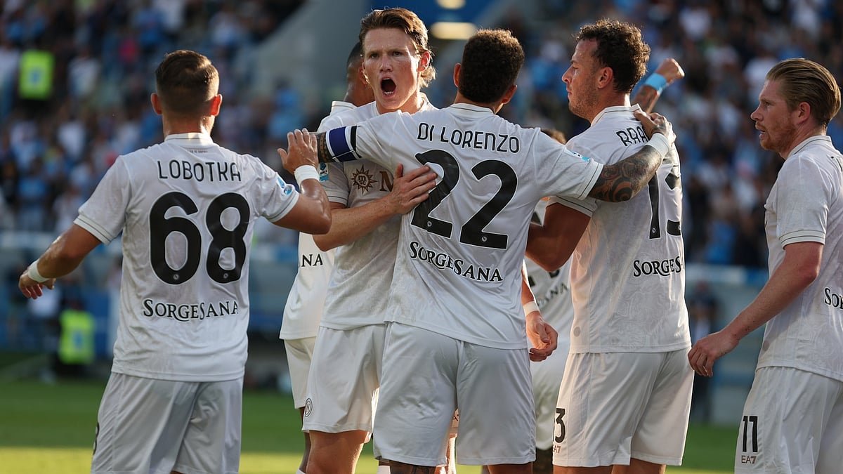 Napoli beat Sassuolo to start their Serie A campaign