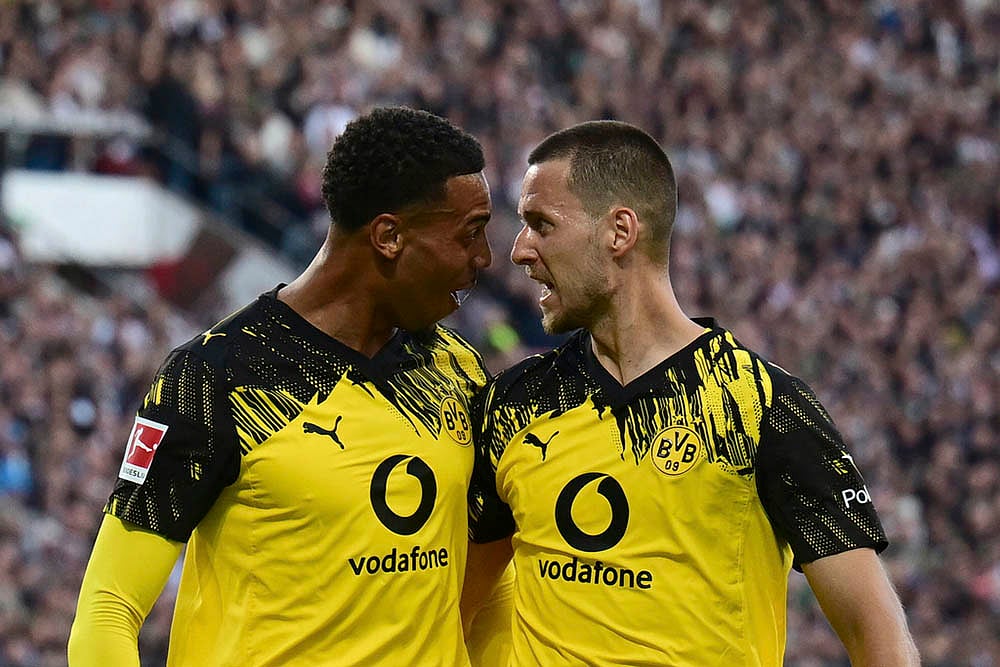 | Photo: Sina Schuldt/dpa via AP : Bundesliga 2025-26: St. Pauli vs Borussia Dortmund