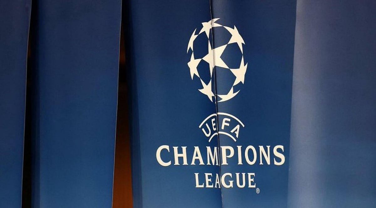 X : Champions League logo