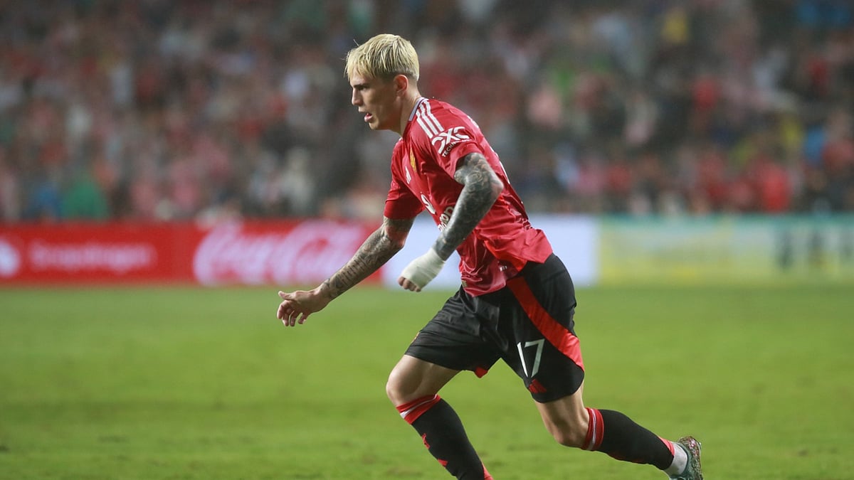 Alejandro Garnacho has joined Chelsea