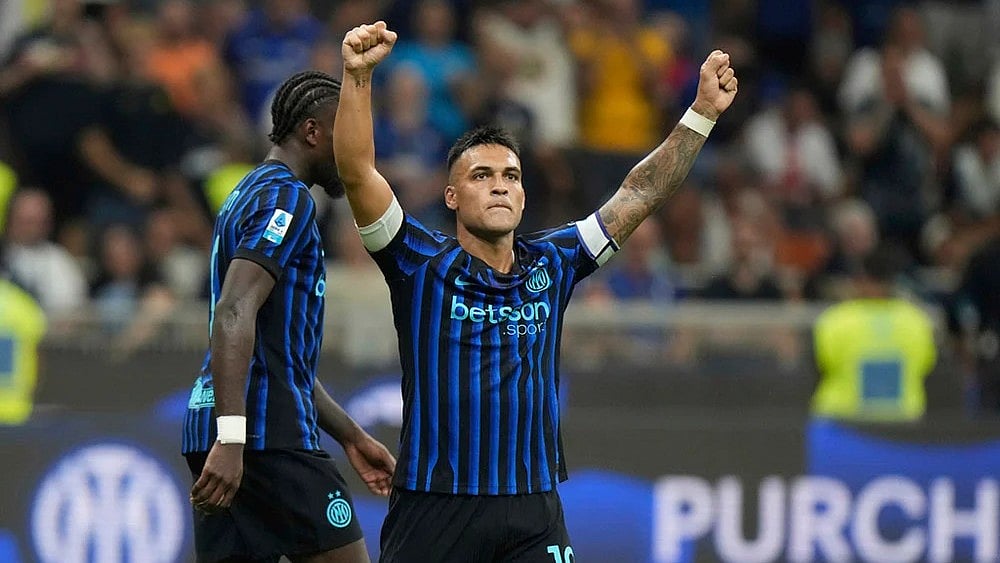 | Photo: AP/Luca Bruno : Serie A 2025-26: Inter Milan vs Torino