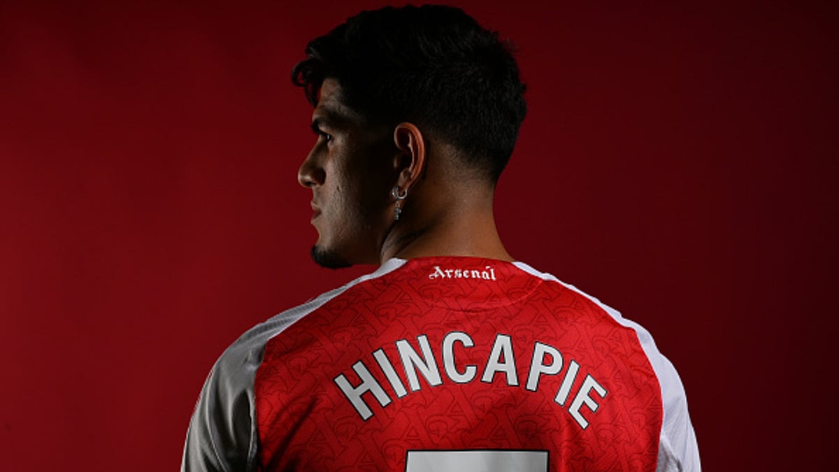 Piero Hincapie signs for Arsenal.