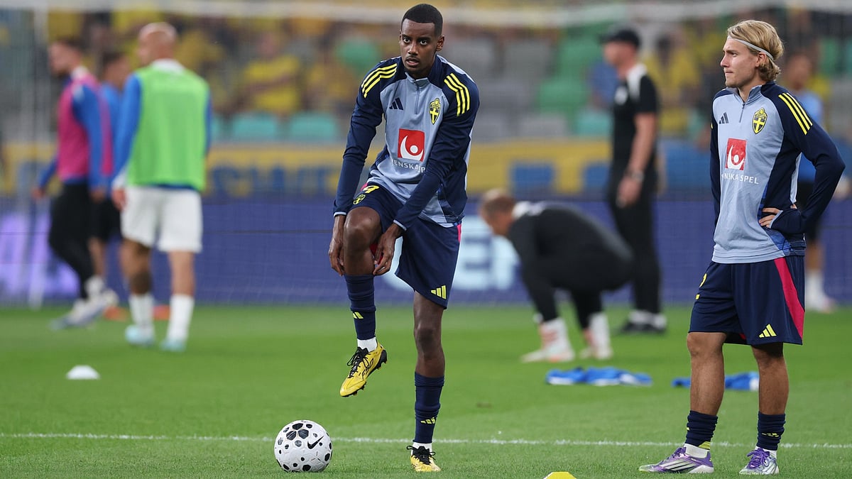 Alexander Isak played his first game of the season against Kosovo