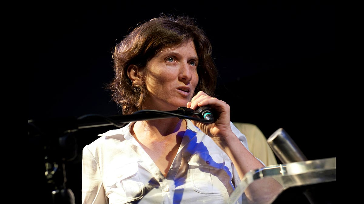 Facebook : Avigail Sperber