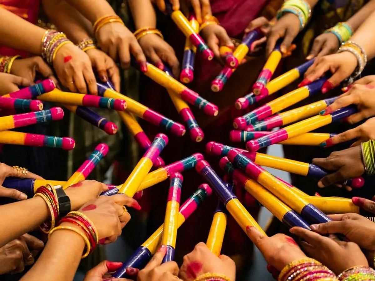 Best Dandiya & Garba Nights In Delhi: Navratri 2025 Guide