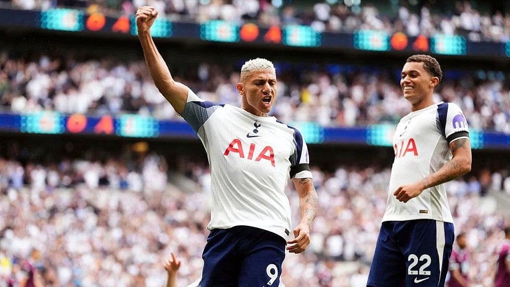 | Photo: Adam Davy/PA via AP : Tottenham Hotspur take on Villarreal in the UCL 2025-26 opener.