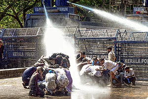| Photo: PTI : Kerala Students Unions protest