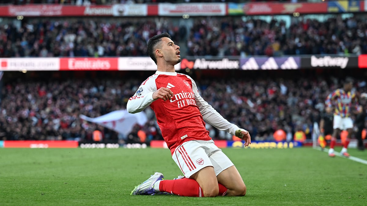 Gabriel Martinelli celebrates after scoring for Arsenal against Manchester City.