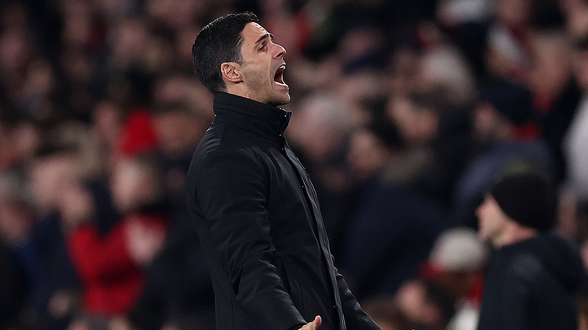 File : File photo of Mikel Arteta on the touchlines for Arsenal.