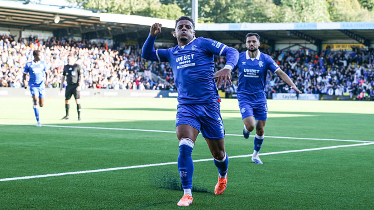 Max Aarons celebrates winner against Livingston