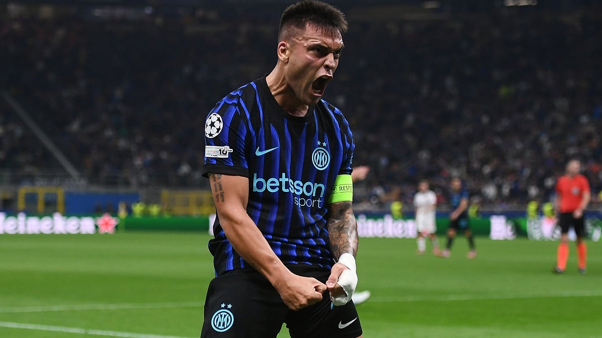 Lautaro Martinez celebrates his goal against Slavia Prague