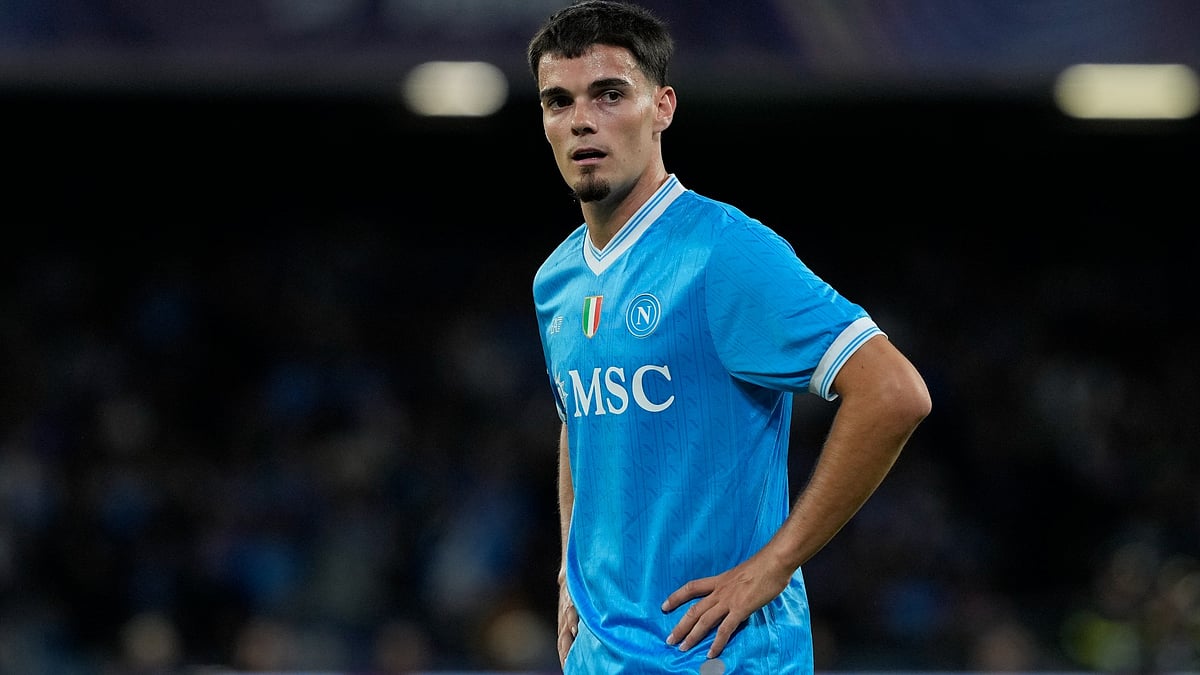 File : File photo of Napoli left-back Miguel Gutierrez.