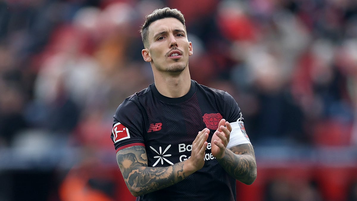 Alejandro Grimaldo was forced off on Saturday due to a head injury.